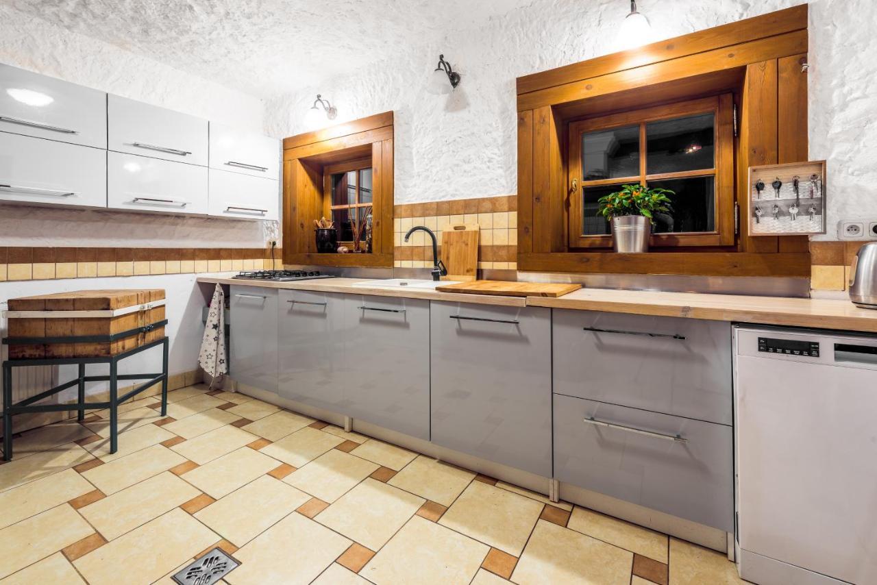 Dworek Wiktorowo Budki Petrykowskie Exterior foto